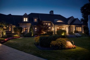 Baylites - outdoor landscape lighting designs - front of house